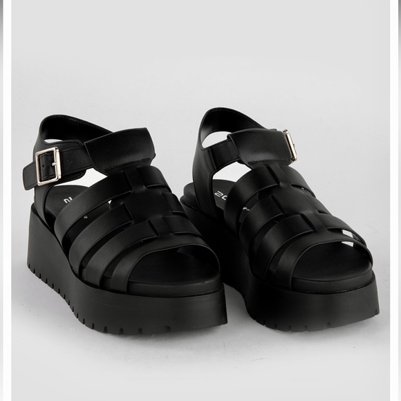 SODA Fisherman Womens Flatform Sandals - Picture 2 of 5